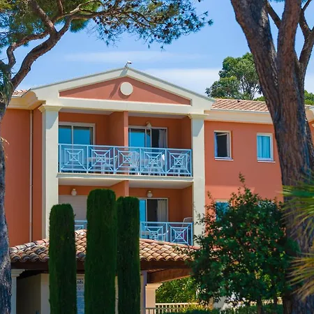 Апарт-готель Lagrange Le Domaine Des Grands Pins Сен-Рафаель