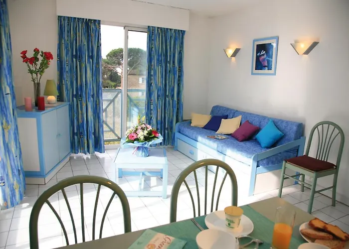 Lagrange Le Domaine Des Grands Pins Appart hôtel 2*